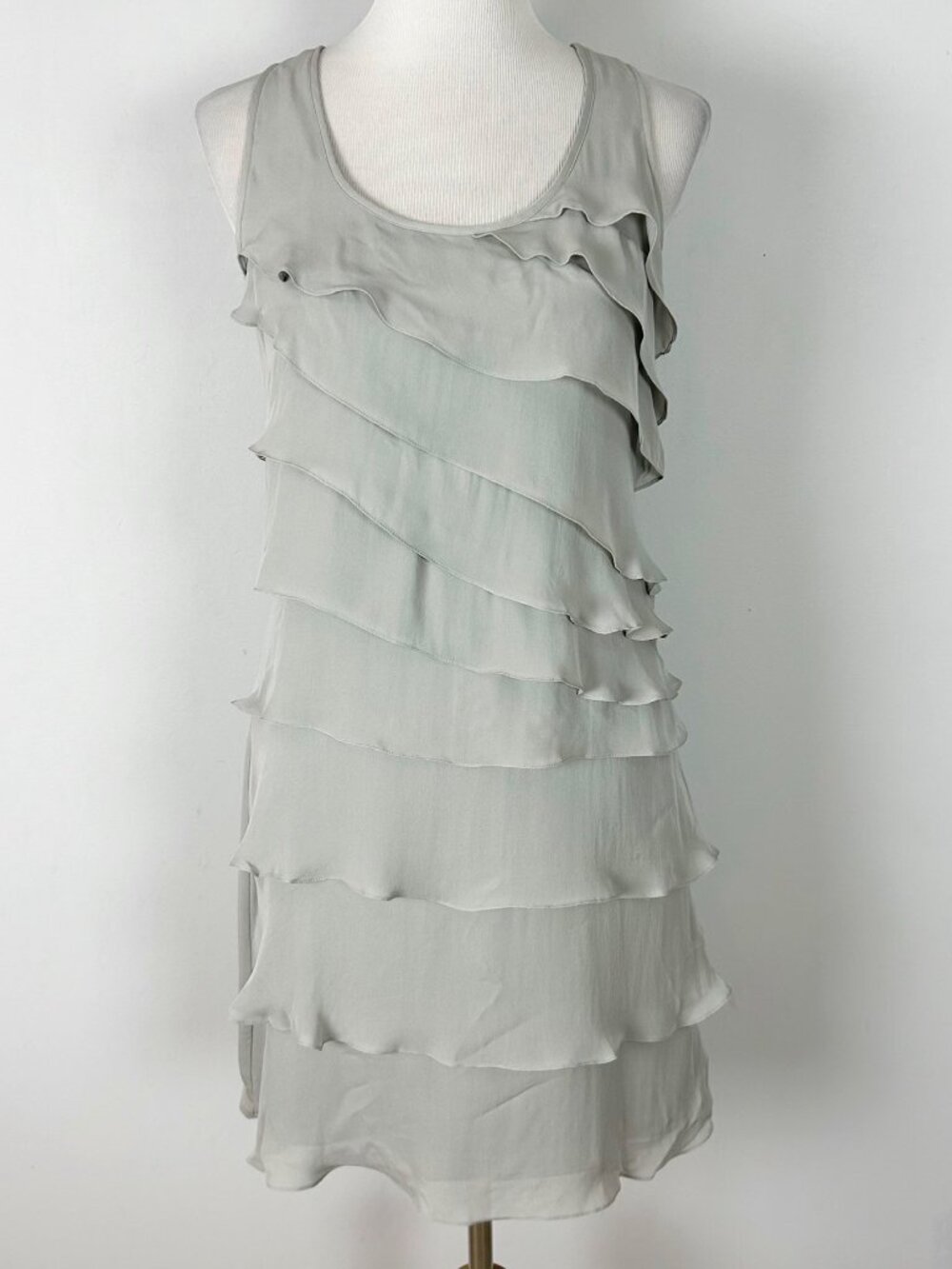 Y2K INC Gray Ruffle Tiered 100% Silk‎ Shift Dress Size 8 Women's